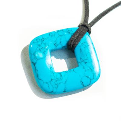 Pakabukas houlitas - Rombas (4 cm)