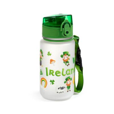 „Luck of the Irish Leprechaun“ 350 ml nedūžtantis vaikiškas buteliukas su atverčiamu dangteliu