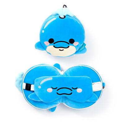 „Relaxeazzz Adoramals“ pliušinė kelioninė pagalvė ir akių kaukė „Blu the Dolphin“